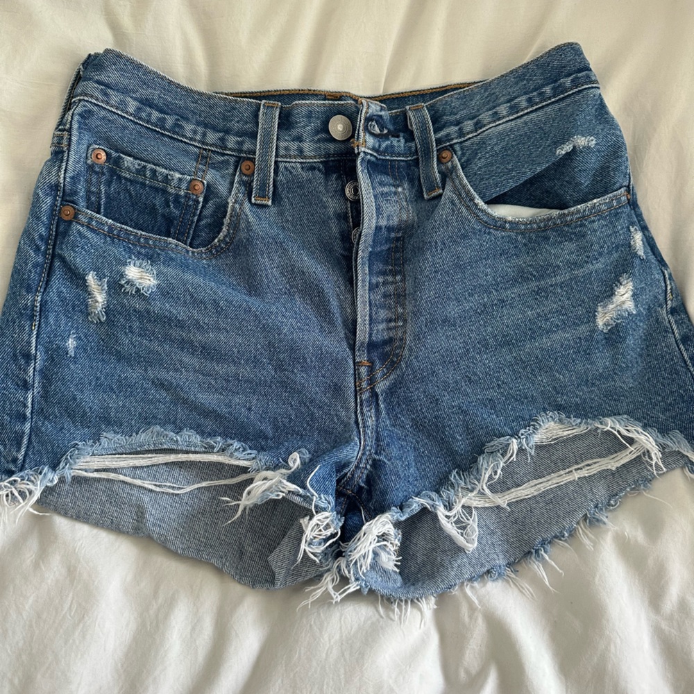 Levi Jean Shorts
